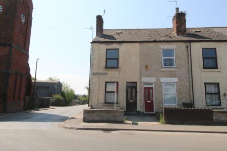 3 bedroom End of terrace house for sale in Hallam Fields Road, Ilkeston, DE7
