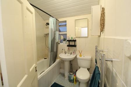 3 bedroom Terraced House to let in (3 BED) Harrington Drive, Lenton, Nottingham, NG7