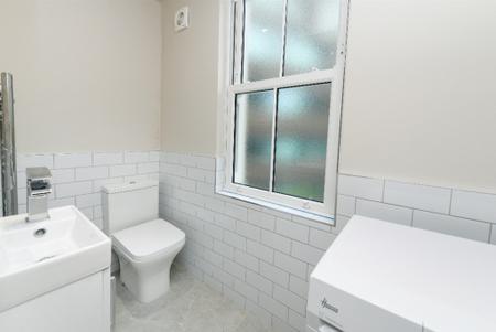 2 bedroom Flat to let in Clarendon Street, City Centre, Nottingham, NG1