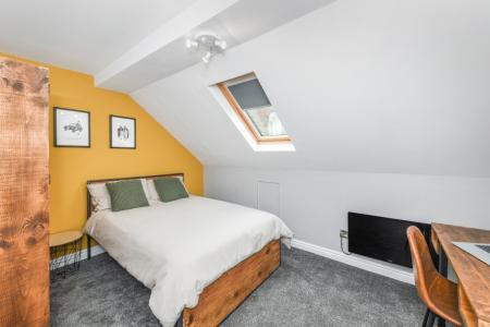 2 bedroom Flat to let in Clarendon Street, City Centre, Nottingham, NG1