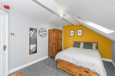 2 bedroom Flat to let in Clarendon Street, City Centre, Nottingham, NG1