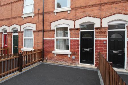 3 bedroom Terraced House to let in Essex Street, Ilkeston, DE7