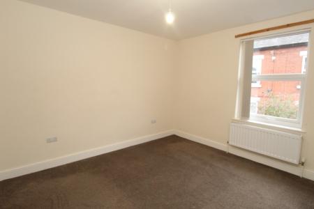 3 bedroom Terraced House to let in Essex Street, Ilkeston, DE7