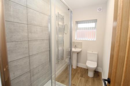 3 bedroom Terraced House to let in Essex Street, Ilkeston, DE7