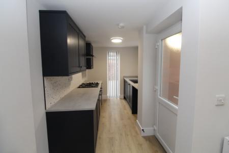 3 bedroom Terraced House to let in Essex Street, Ilkeston, DE7
