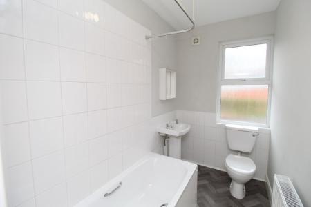 2 bedroom Terraced House to let in Fretwell Street, Nottingham, NG7