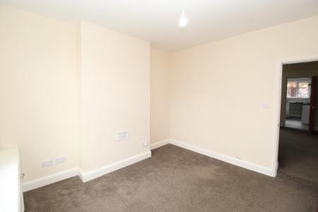 2 bedroom Terraced House to let in Fretwell Street, Nottingham, NG7