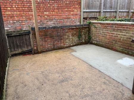 2 bedroom Terraced House to let in Birrell Road, Nottingham, NG7