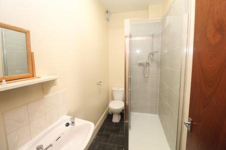 1 bedroom Terraced House to let in (Room 1) Derby Road, Lenton, Nottingham, NG7