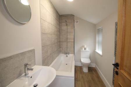 3 bedroom Flat to let in Rutland Street, Ilkeston, DE7