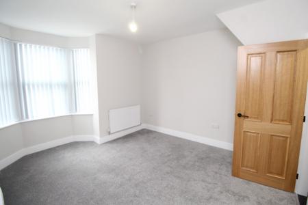 3 bedroom Flat to let in Rutland Street, Ilkeston, DE7