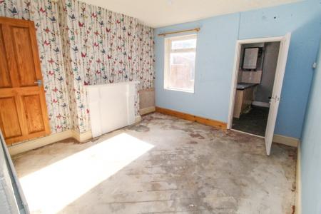 3 bedroom Terraced House for sale in Brand Lane, Stanton Hill, Sutton-in-Ashfield, NG17