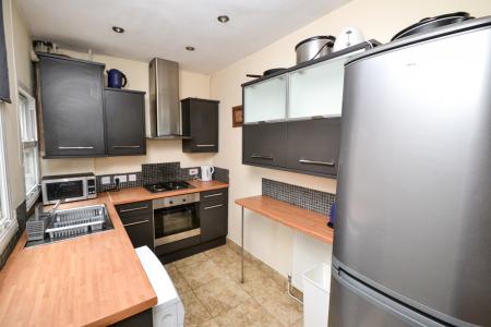 4 bedroom Terraced House for sale in Dunkirk Road, Dunkirk, Nottingham, NG7