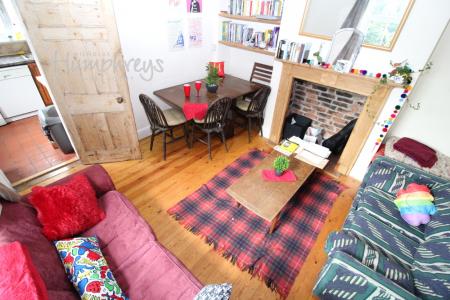 3 bedroom Flat for sale in Crookes Road, Sheffield, S10