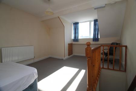 3 bedroom End of terrace house for sale in Roebuck Road, Sheffield, S6