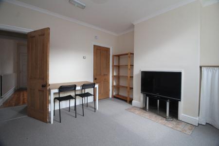 3 bedroom End of terrace house for sale in Roebuck Road, Sheffield, S6