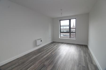 2 bedroom Flat for sale in The Metis