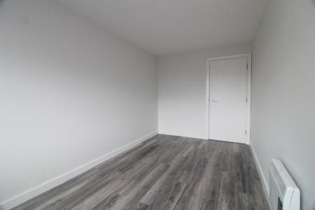 2 bedroom Flat for sale in The Metis