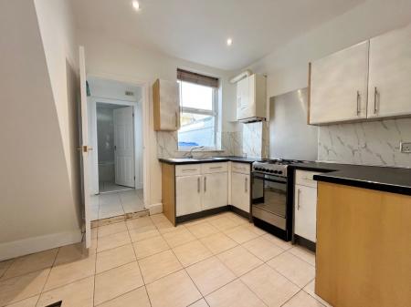 2 bedroom Terraced House for sale in Ibbotson Road