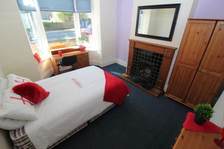 5 bedroom Property to let in Western Road, S10