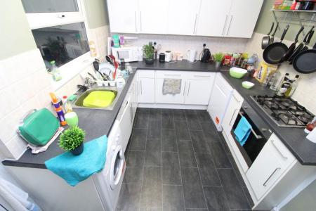 5 bedroom Property to let in Filey Street, S10