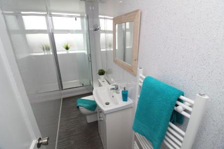 4 bedroom Property to let in Stannnington View Road, S10