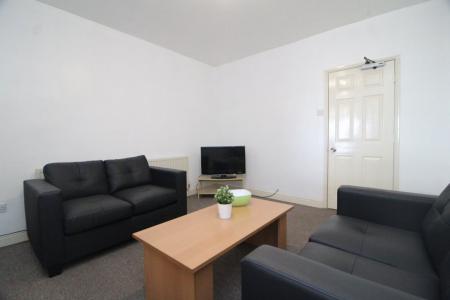 3 bedroom Property to let in Glossop Road, S10 2HP