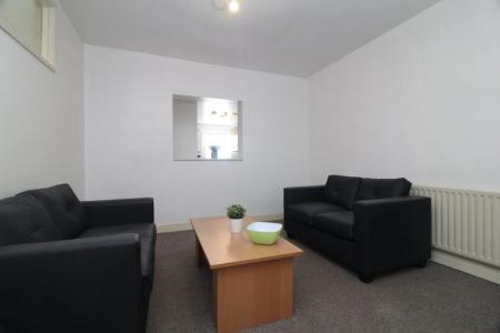 3 bedroom Property to let in Glossop Road, S10 2HP