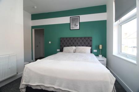 1 bedroom Property to let in Staniforth Road, S9 3FW