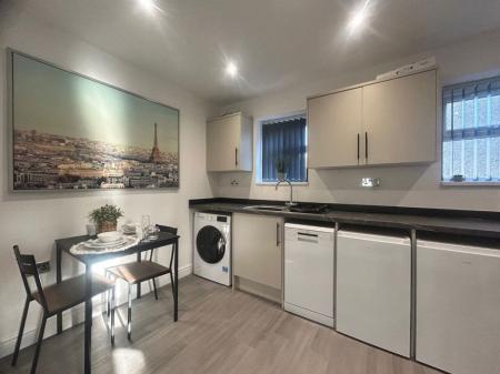 2 bedroom Property to let in Firth Park Road, S5