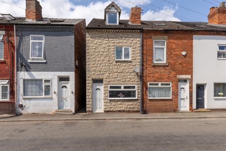 3 bedroom Semi-detached house for sale in Chesterfield Road, S42