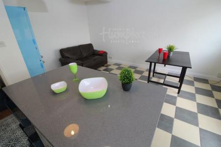 1 bedroom Property to let in Ashberry Road, S6 3FY