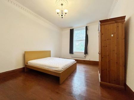 Broomhall Place, S10 2DG