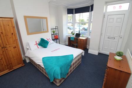 5 bedroom Terraced House for sale in Brighton Terrace Road, Sheffield, S10