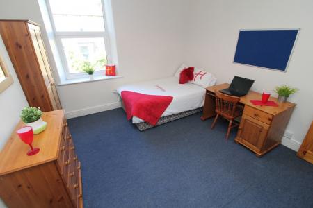 5 bedroom Terraced House for sale in Brighton Terrace Road, Sheffield, S10