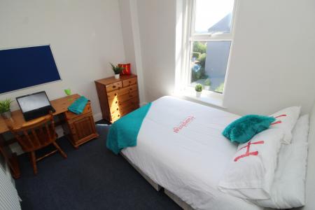 5 bedroom Terraced House for sale in Brighton Terrace Road, Sheffield, S10