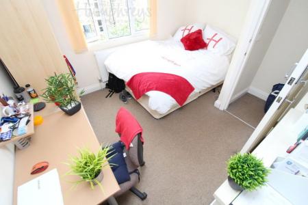 3 bedroom Property to let in Churchill Road, S10