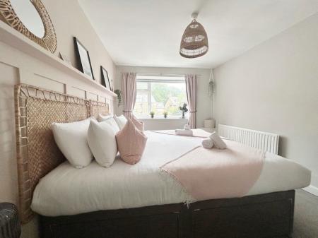 2 bedroom Property to let in ~Springvale Road, S6 3NT