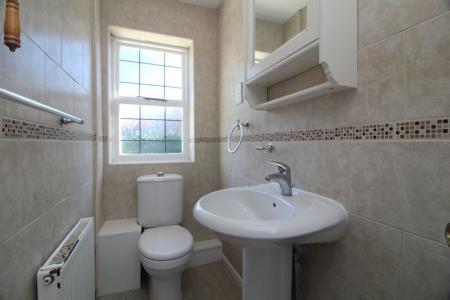 4 bedroom Property to let in Sandygate Grange Drive, S10 5NW