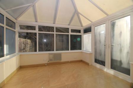 4 bedroom Property to let in Sandygate Grange Drive, S10 5NW