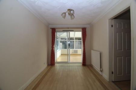 4 bedroom Property to let in Sandygate Grange Drive, S10 5NW