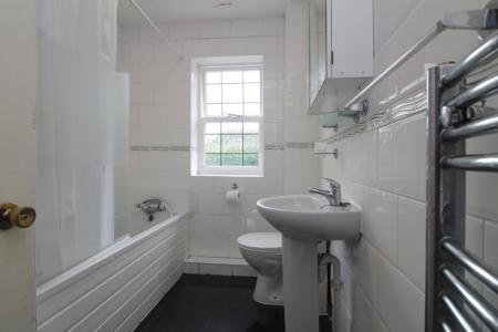 4 bedroom Property to let in Sandygate Grange Drive, S10 5NW