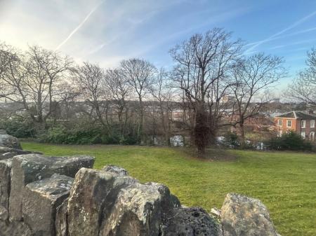 1 bedroom Property to let in Sharrowvale Road, S11