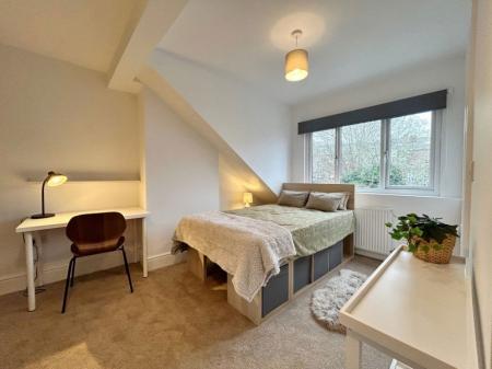 1 bedroom Property to let in Sharrowvale Road, S11