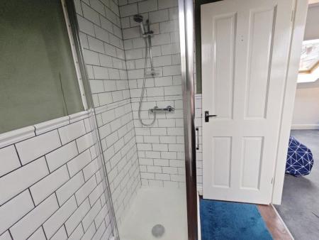 1 bedroom Property to let in Whitehouse Lane, S6