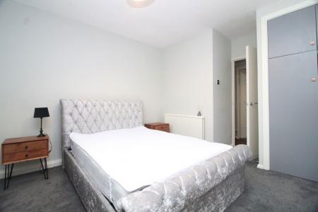 2 bedroom Property to let in S17 4QD