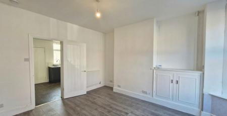 2 bedroom Property to let in Raby Street, Sheffield