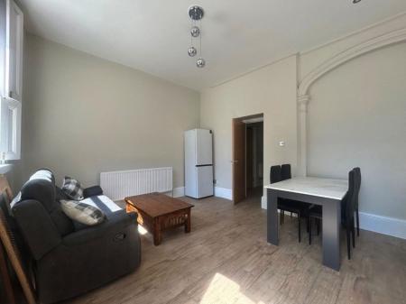 1 bedroom Property to let in Bank Street