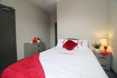 1 bedroom Property to let in Vivian Road, S5 6WJ