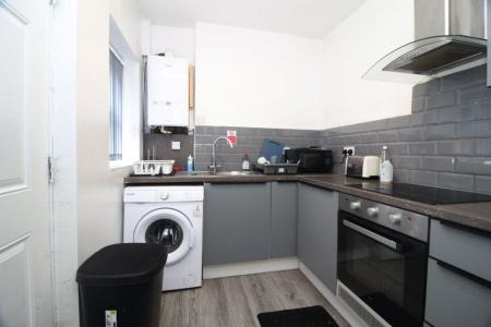 1 bedroom Property to let in Fox Street, S3 9HE